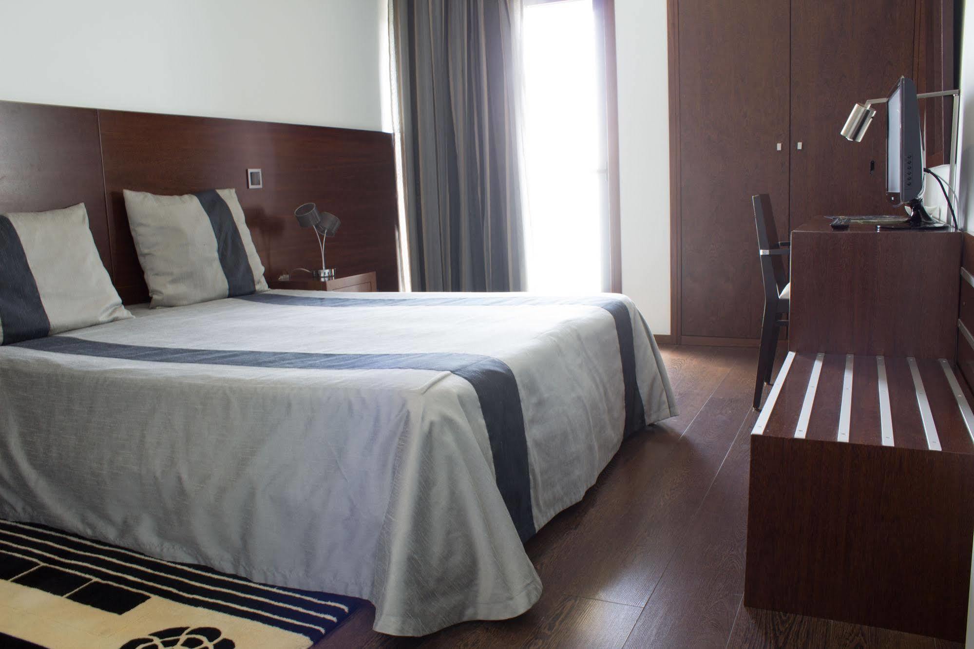 Hotel Portas De Santa Rita إيرميسندي المظهر الخارجي الصورة